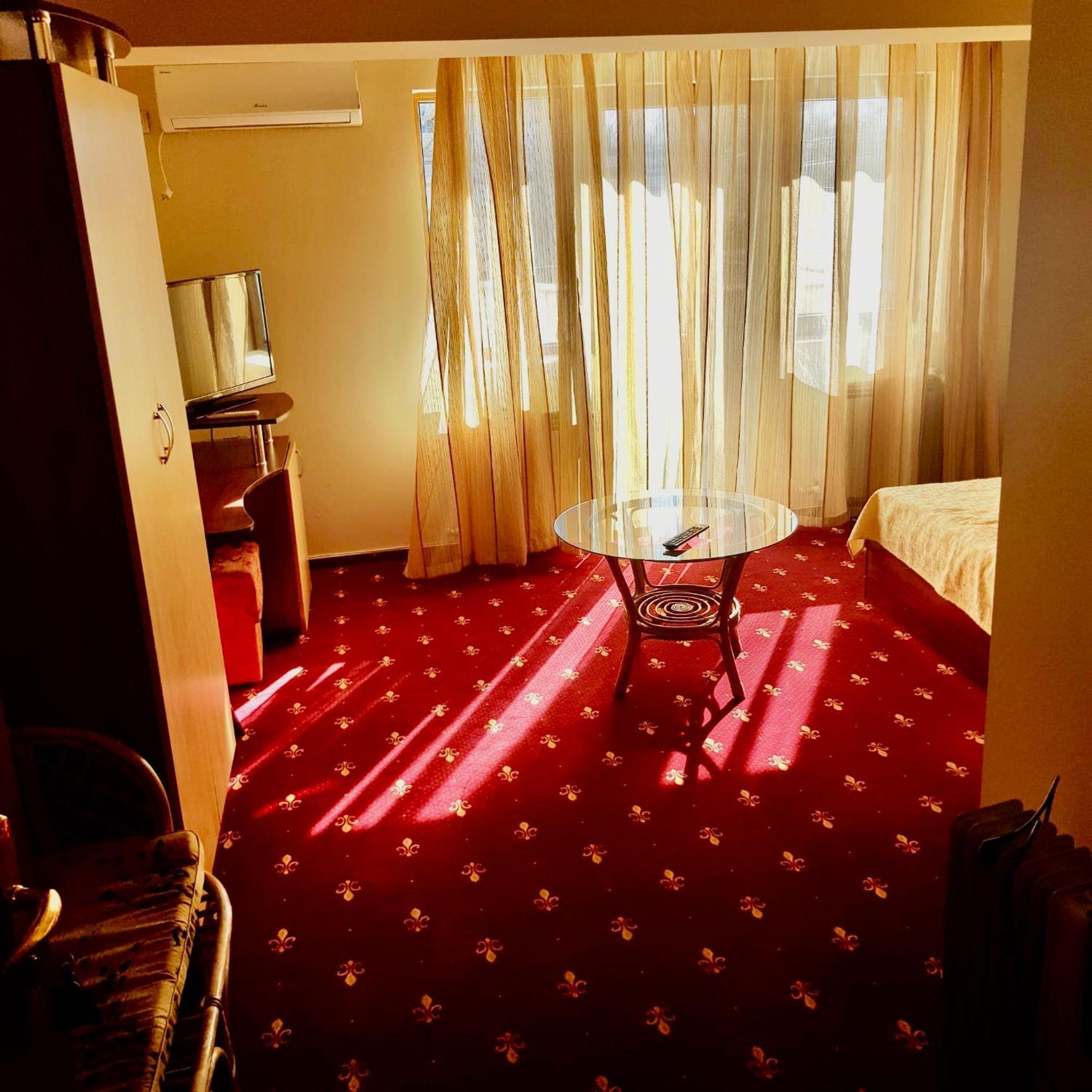 Vila Miluna Mamaia Bagian luar foto
